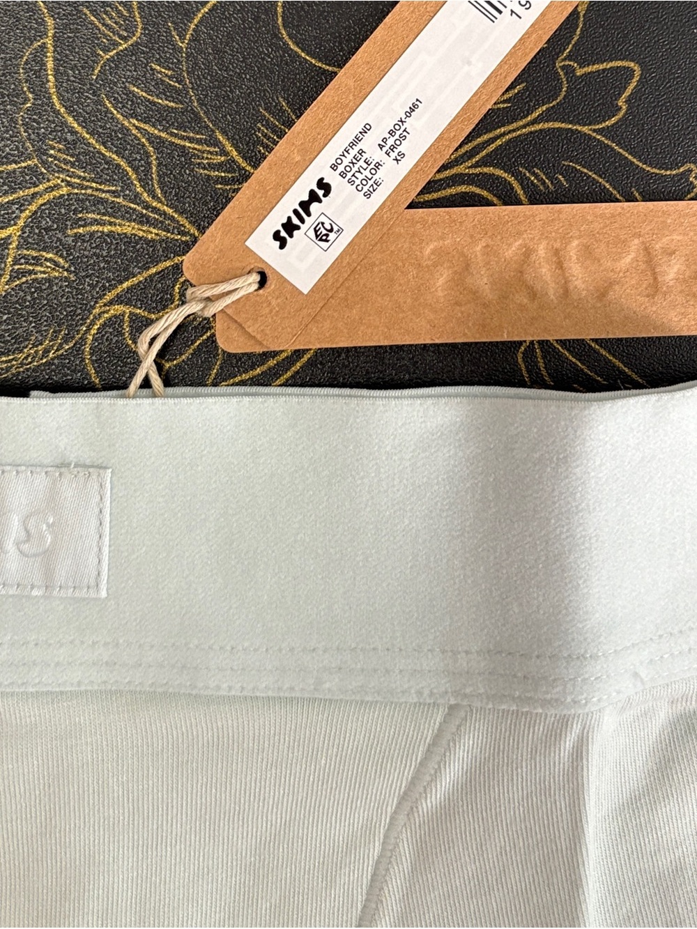 🤍 ☃️ SKIMS Boyfriend Boxer | Frost | XS | NWT ☁️ - Picture 4 of 4